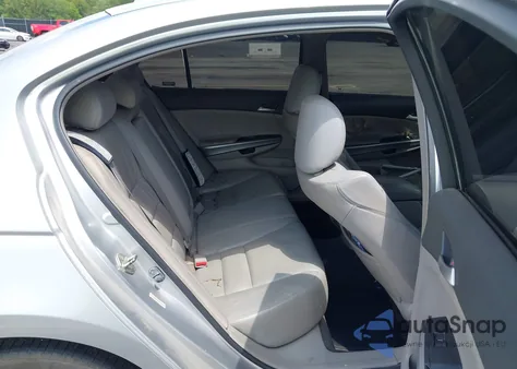 2008 Honda Accord 2.4 Ex-L из США, поврежденный, VIN JHMCP268X8C003143